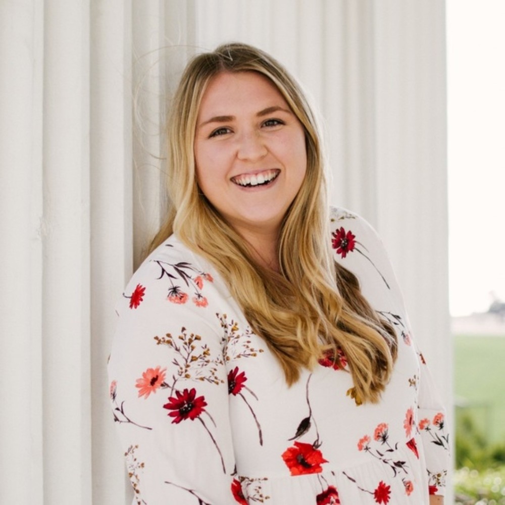 Meet your Posher, Jennifer